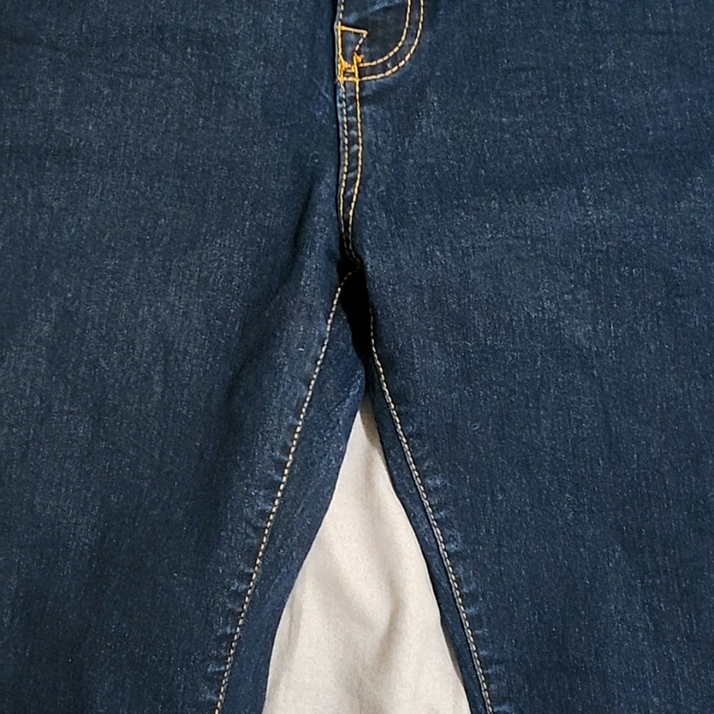 Lucky Brand Low-Rise Skinny Jeans